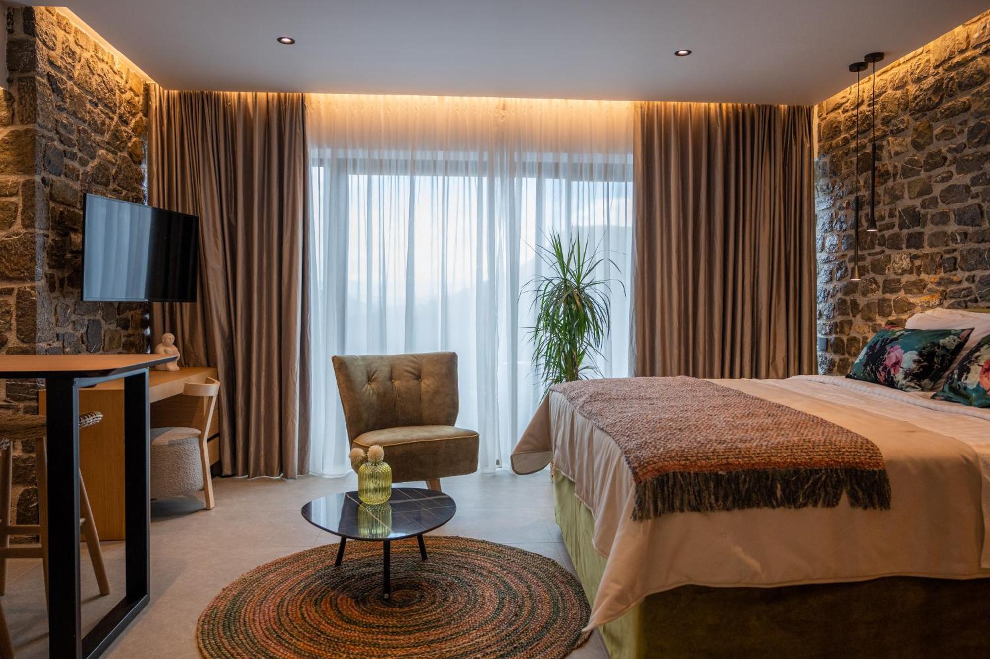 Opal Executive Suites Nafplio Exterior photo